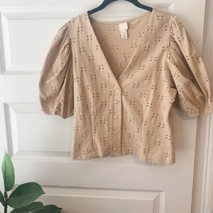 H&M Cropped Button Blouse